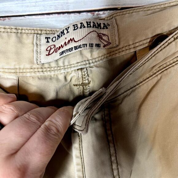 Tommy Bahama Kahki Mens Shorts FLAWED 38 - Picture 3 of 4